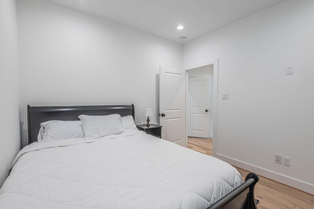 Вилла Luxury 3Br, Ks Bed Mins Away 4Rm Dtown, Med Ctr Хьюстон Экстерьер фото
